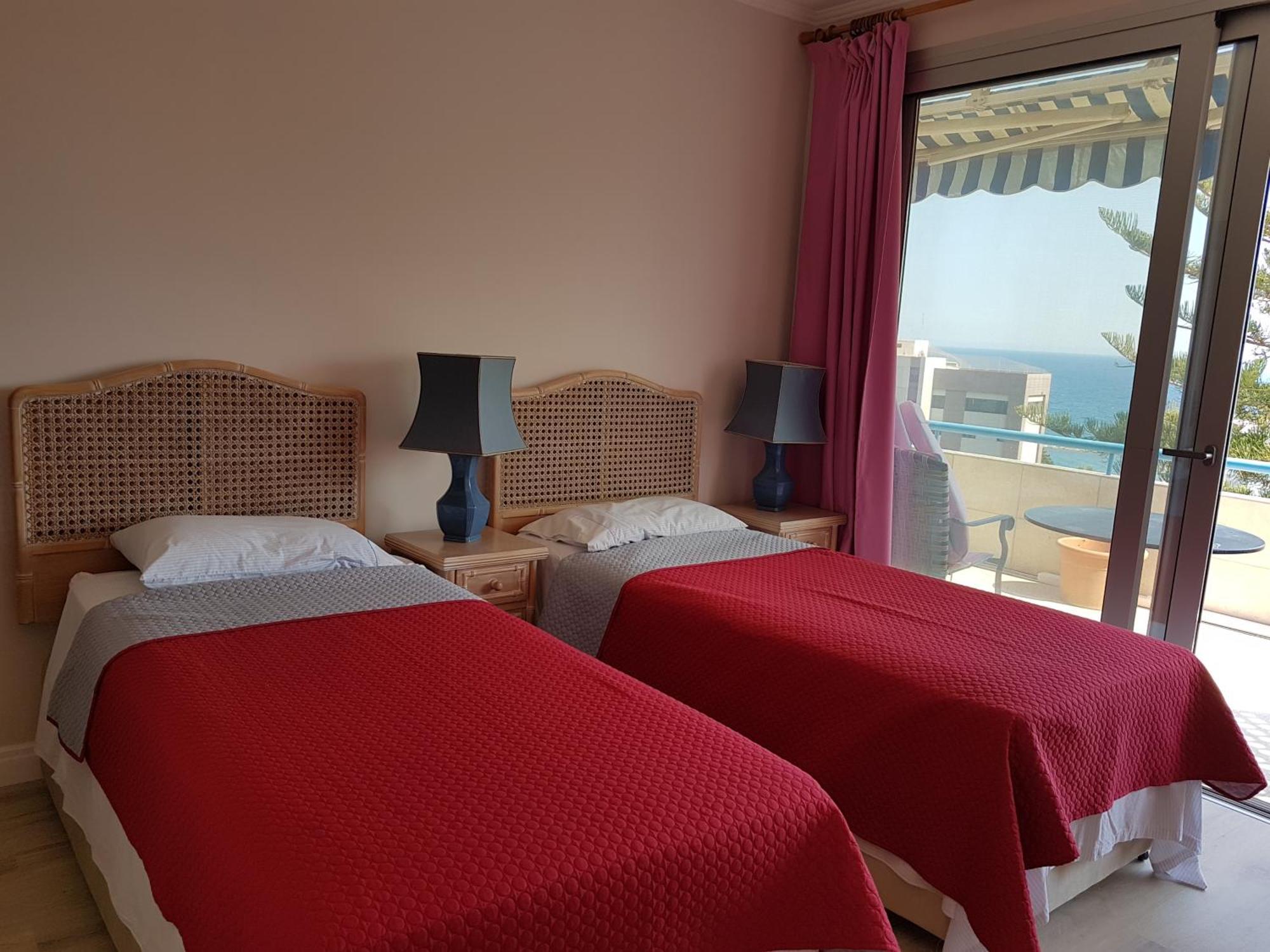 Alania Sea View Apartment Лимасол Екстериор снимка