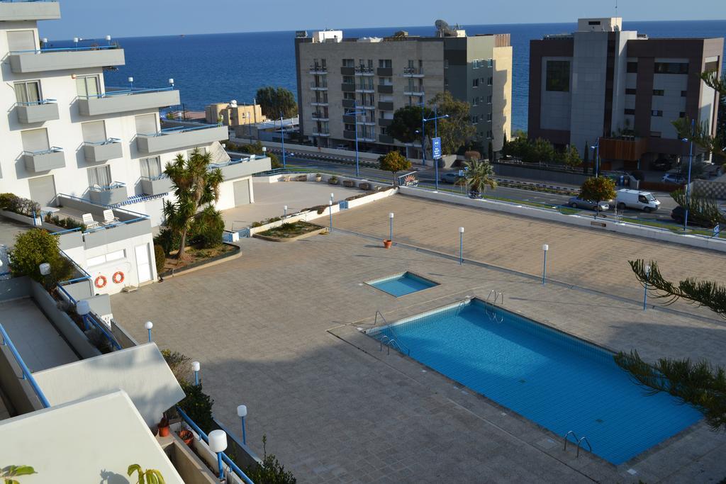 Alania Sea View Apartment Лимасол Екстериор снимка